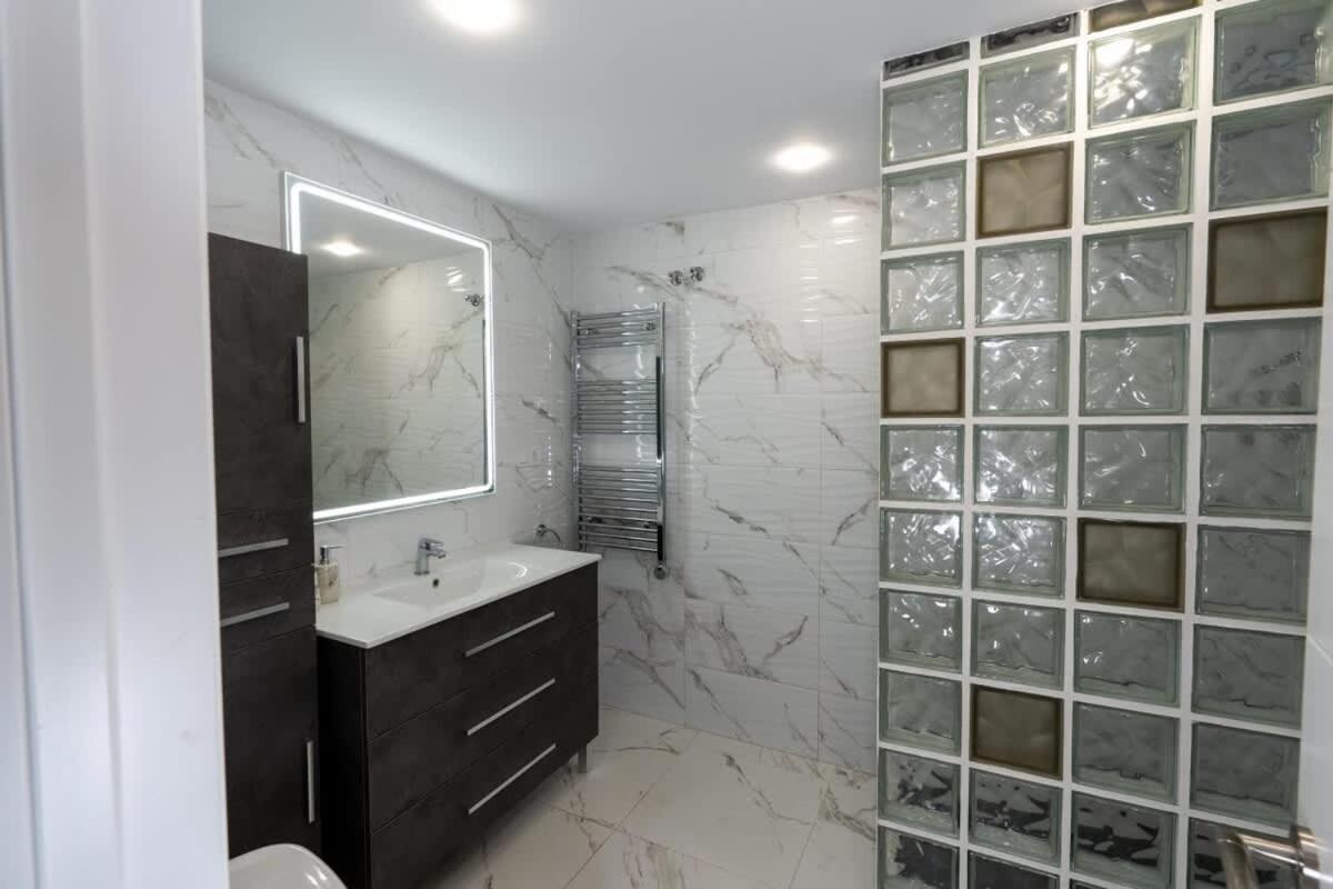 Marbellamar Calahonda - 2-Bedroom Apartment 50 Meters From The Beach Kültér fotó